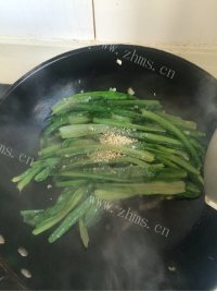 DIY蒜蓉油麦菜做法图解5)