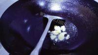 解馋的土豆肥肠煲做法图解5)