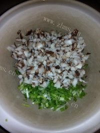 美味的香菇肉包做法图解6)