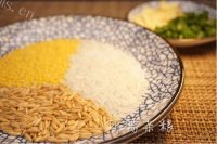 最爱的鲜带鲍鱼杂粮粥做法图解1)