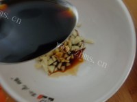 诱人的凉拌金针菇做法图解10)