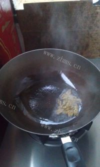 DIY龙井虾仁做法图解8)