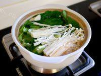 颜值高的青菜豆腐汤做法图解5)