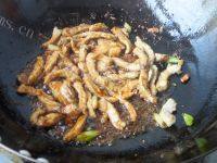 经典的苔菜炒肉丝做法图解6)