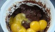 自制黄油可可戚风做法图解4)