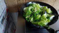 家常菜炒生菜做法图解3)
