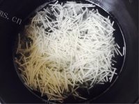 美味的青菜瘦肉面条粥做法图解9)