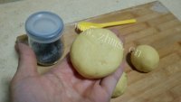 自制香甜玉米饼做法图解4)