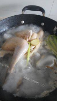 家常菜麻辣口水鸡做法图解1)