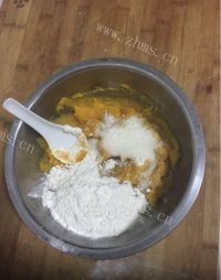 色香味俱全的炸红薯丸子做法图解4)