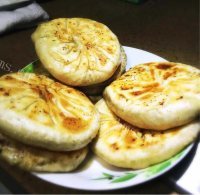 自制茴香馅饼做法图解7)