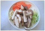 香菇炒肉丝做法图解2)