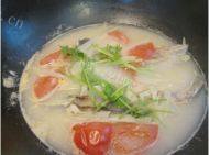 番茄鱼头汤的做法图解八