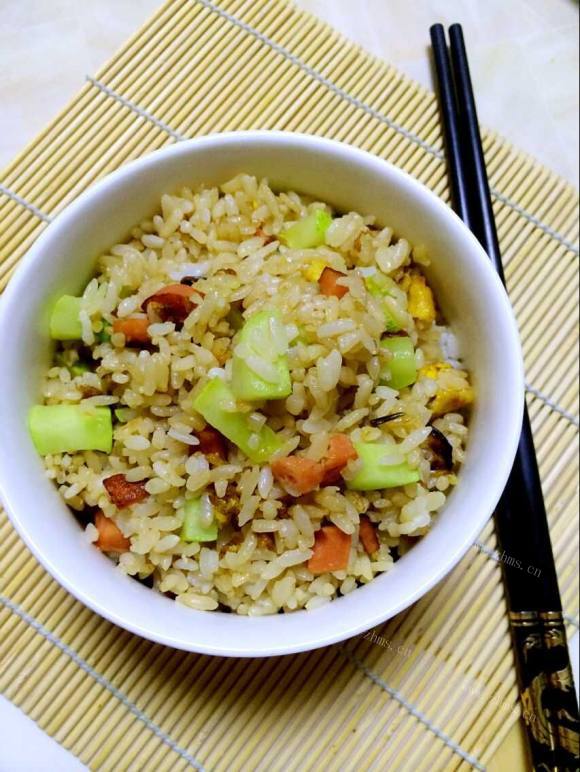 色味俱佳的蛋炒饭
