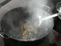 家常菜酸菜鱼片做法图解4)