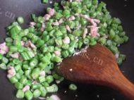 开胃的榄菜肉末四季豆做法图解8)