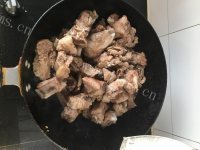 美味的柠香排骨做法图解7)