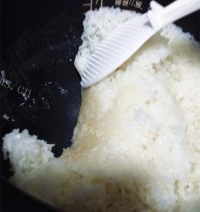 美味的灶烧饭做法图解10)