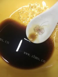 好吃的宫保鸡丁做法图解2)