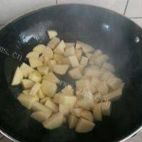 「DIY美食」红烧土豆的做法图解二