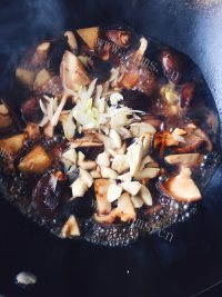 美味的烩菜做法图解7)