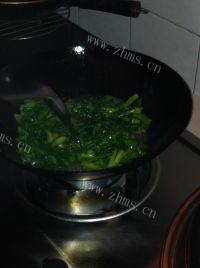 意犹未尽的清炒茼蒿做法图解3)