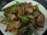 自制青椒炒腊肉
