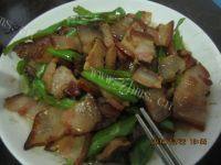 自制青椒炒腊肉