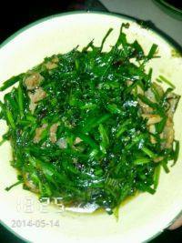 十分诱人的韭菜炒肉