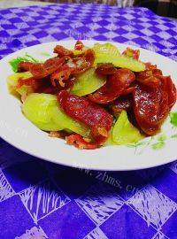 家常菜黄瓜炒腊肠