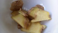 好吃的电饭煲盐焗鸡做法图解1)