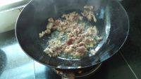 家常菜菜椒炒肉做法图解4)