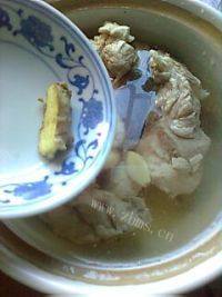 美味的冬瓜骨头汤做法图解10)