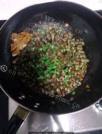 美味的爆炒螺蛳