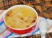 温暖的红枣银耳汤做法图解8)
