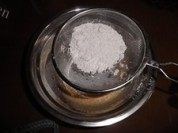 口感丰富的草莓纸杯蛋糕做法图解8)
