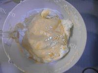 「DIY美食」戚风蛋糕卷做法图解11)