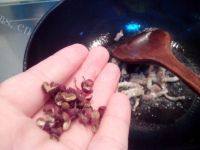 家常酱油炒菜花做法图解7)