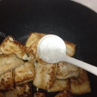 家常菜香煎豆腐做法图解4)