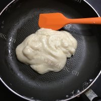 美味的奶香椰蓉老婆饼做法图解3)