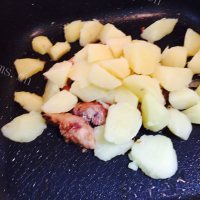 家常菜土豆排骨做法图解9)