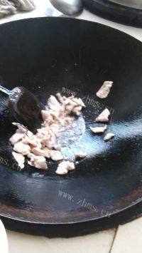 简单的山药炒肉片做法图解4)
