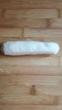 美味的火腿蔬菜披萨做法图解2)