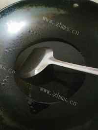 简单的青椒炒肉做法图解4)