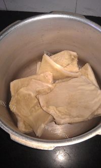 美味的红烧牛肚做法图解3)