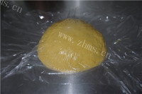 香喷喷的金钱卷面包做法图解10)