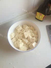 质嫩爽口的麻辣豆腐做法图解1)