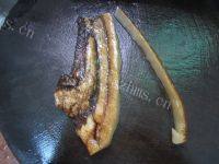 家常菜芥蓝炒腊肉做法图解3)