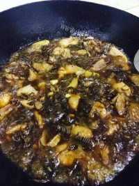 好吃的梅干菜烧肉做法图解11)