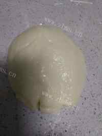 清凉的冰皮绿豆沙月饼做法图解5)